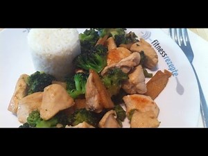 Das Protein Teriyaki Hähnchen mit Brokkoli und Vollkornreis