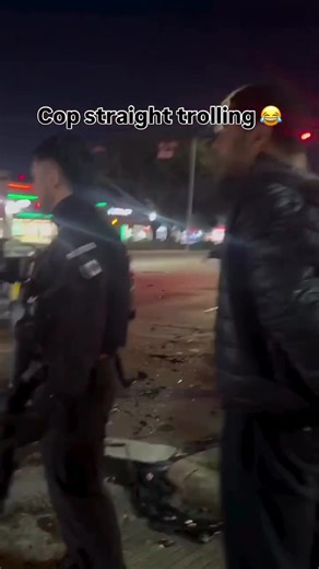 These new generation cops😳😳😂