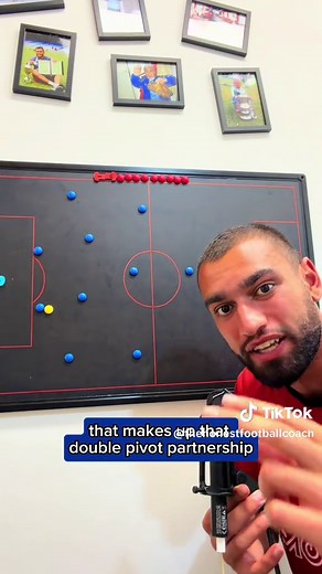 if you don’t do this as a double pivot, you might as well play a single pivot. 🤷‍♂️😮‍💨🔥 #footballtiktok #soccertiktok #soccerplayer #footballvideo