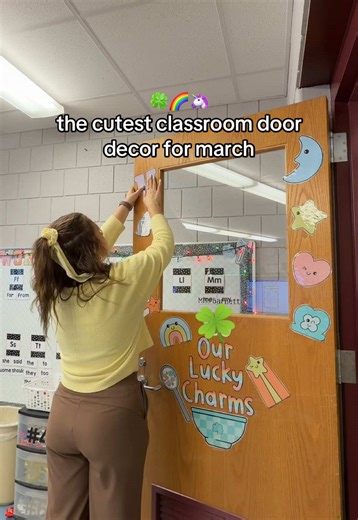 Adorable March Classroom Door Decor Ideas