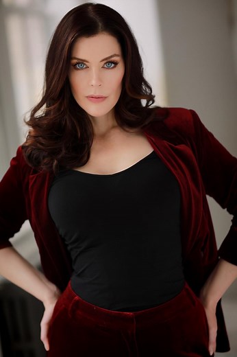 Kim Director | Actress