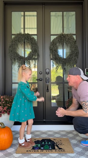 Ashley Mary on Instagram: "For a limited time, you can get $50 in @target Circle Rewards when you become a Target Circle 360 member (10/12-11/1). Get unlimited FREE same-day deliveries on orders over $35 + FREE 2-day shipping! Make it easy on yourself when you need a last minute sweater for a trip to the pumpkin patch 🤪🍂 #TargetPartner #ad #Targetcircle360 https://liketk.it/5rLW9"