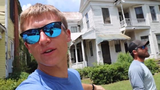 Inside old abandoned mansions no one has entered for decades