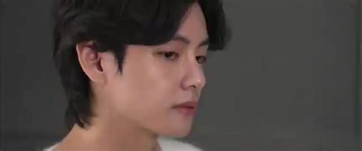 4.4K views · 405 reactions | NOBODY IS EMOTIONALLY OR MENTALLY READY FOR THIS. KIM SEOKJIN SHAVING HIS HEAD MOMENT  ctto. ~kookielover | BTS with LUV⁷ | Facebook