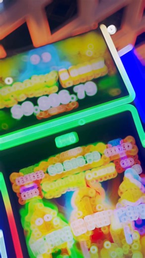 🕸️ Part 3 of our Wicked Winnings slot feature: Spooky Link 🎰👻 Saturday, Oct. 4 | $30,000 Wicked Winnings Drawings 🎟️ Earn entries now – Oct. 4 💵 $500 Free Slot Play winners every half hour, 5pm–9:30pm 🎃 10pm Finale: $5,000 Free Slot Play rollovers! Spin your way to frightfully fun wins on Spooky Link. 🕷️ Must be 21 or older to gamble. Know when to stop before you start. Gambling problem? Call 1-800-994-8448 | Horseshoe Indianapolis Racing & Casino