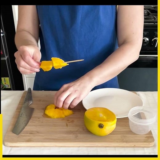 How to chop a mango | Healthy Lunch Box