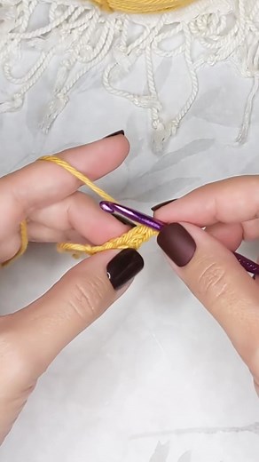 Learn how to do a chainless single crochet foundation row. #crochetstitch #crochet #crochetlife #crochetersoftiktok #crochetaddiction #crochetblanket #crochettutorial #crochettherapy #crochetlover #crochetlife