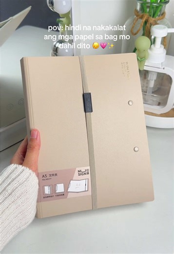 Portable File Clipboard for Organized School Supplies