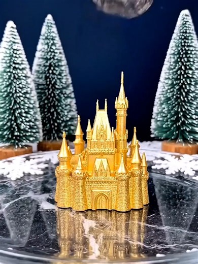 【ASMR】Crushing a Royal Gold Castle in Snow #asmr #Satisfying #asmrsounds #crushing #gold