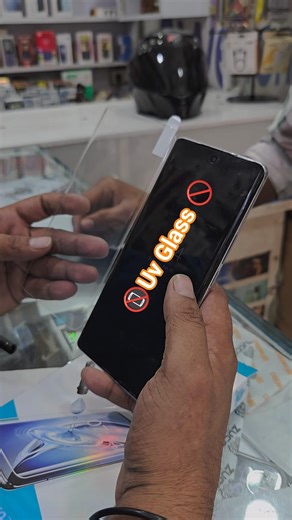 new vivo y400 pro phone apply uv tampered 💯#uv #glass #membrane #mobilephone #mobileaccessories