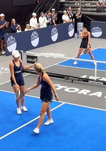 Anna Bright Leaves St. Louis Shock: A New Chapter