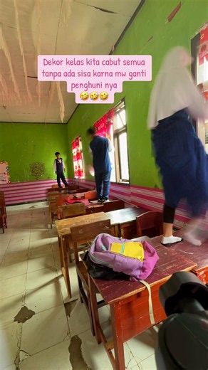 Angkuuuuut semua dekor kls pink ibu Revi… #fyppppppppppppppppppppppp