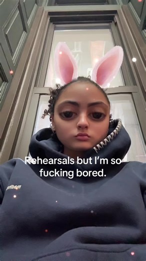 Waiting for my ND queens🥹