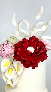 166 reactions · 3 comments | Sugar flowers! * * * * * * * * #flower #flowerpaste #flowers #flowercake #cake #cakes #cakestyle #sugarflowers #sugarflower #sugarflowerclass #edibleart #weddinginspiration #weddingideas #weddingcake #birthday #birthdaycake #gardensugarflowers #gumpaste #gumpasteflowers #artcake #instagram #inspiration #ideas | Garden Sugar Flowers | Facebook