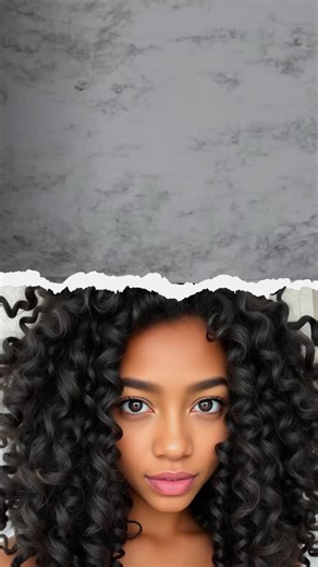 The Hair silk is made with nourishing pro vitamin B, making it the ideal final finish for any hairstyle or texture. Greaseless and great for controlling frizz! | Mixed Chicks