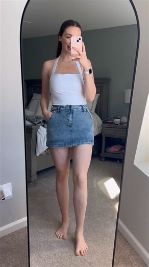 Watch Watch How This Women’s Denim Jean Skort Mini Skirt Fits on Amazon Live