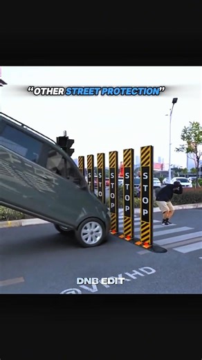 other street protection vs this one...💀🥶