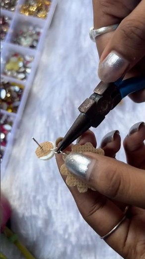 DIY beautiful Earring😍earring making at home #youtube #craftyhome #yt #diy #earrings #craft #viral