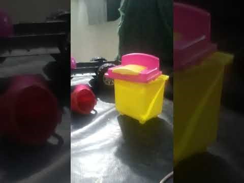 object show season 1 episode 2:a orange creature came