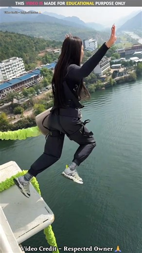 My Dramatic mom jump river 😱😰 ~Building Wooden Log Cabin in Forest | Survival House Step by Step 82