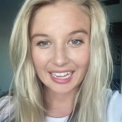 Instantly improve your sleep with our Orthopedic Support Memory Foam Pillow 💤💥👊 😮‍💨Relief from neck & shoulder tension 🌜Deeper more restorative sleep ❄️Cooling material Get 50% Off Free Delivery: restonic.com.au/pillow | Restonic