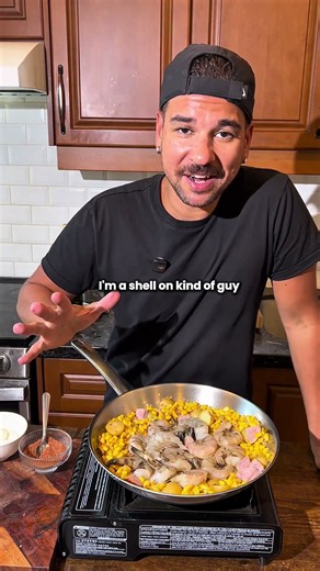 How to make a seafood saute! 🍤🔥