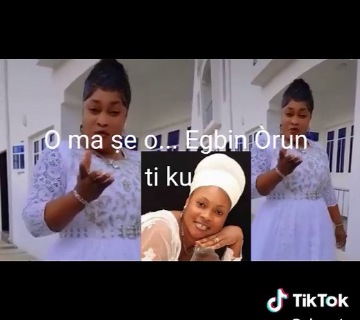 Elegant White Dress Styles for Outdoor Events