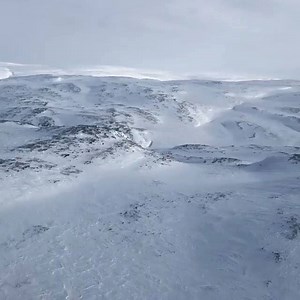 Sneak peak into an Air Inuit pilot's life! Join the team! Landing in Salluit, Nunavik ✈️ 🎥 @gualcofarsi ・・・ #Snow #Nunavik #AirInuit #bestjobever #landing #aircraft #cockpit #airport #station #aviation #avgeek #airinuit #pilotlife #pilot #avgeek #aviationlovers #plane #airplane #travellife #instaplane #pilotlife #crewlife #canada #weather #landscape #view #earth #flight #lifestyle #lovemyjob | Air Inuit