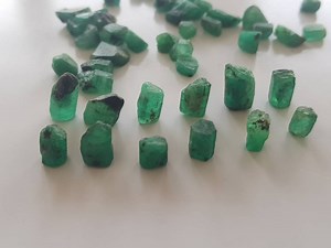 10pc Lot Emerald Rough Stone 100%natural Raw Emerald Loose Emerald Raw Untreated AAA Quality Rough Emerald for DIY Jewelry Uncut Gemstone - Etsy