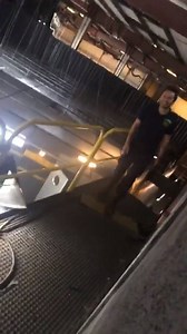 Benjamin behind the scenes | Vis a Vis Fans