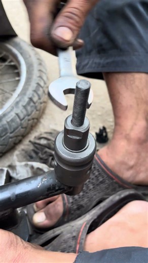 how to remove damaged chemta bushes with tools easy method #honda #automobile #foryou #everyone