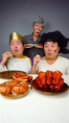 1 to 100% Food Challenge: Noodles, Hotdogs & Watermelon Ice Cream