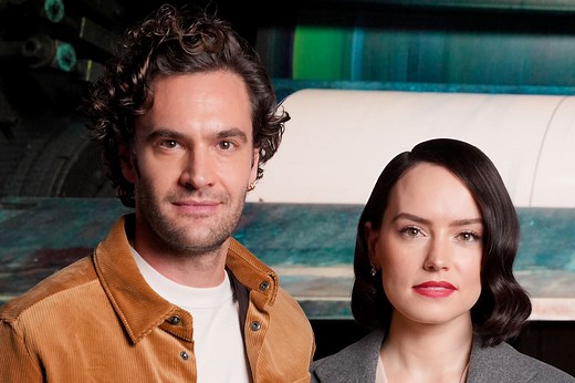 All About Tom Bateman's "Brilliant" and "Wonderful" Love Story with Wife Daisy Ridley