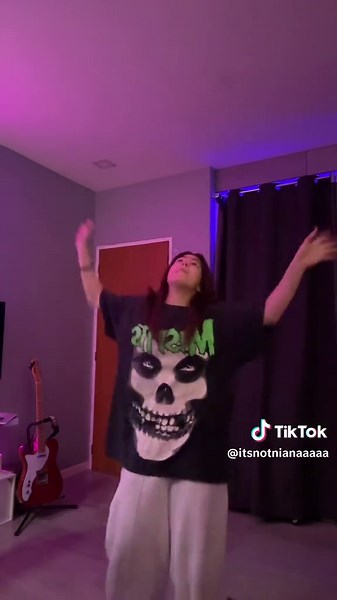 Dance with Flowers: A Fun and Energetic Routine