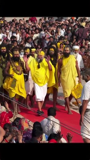 Black dress commandos reached the court of Pujya Maharaj Ji and after getting divine darshan, eve...