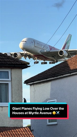 Giant Planes Flying Low Over the Houses at Myrtle Avenue 😮✈️ #emirates #aviation #planespotting #landing #fyp