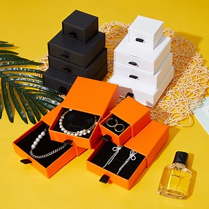 [Hot Item] Classy Matte Laminated Black Cardboard Mounted Ring Packaging Drawer Box