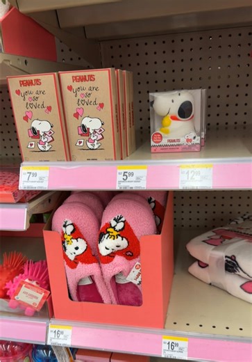 Discovering Snoopy: The Iconic Beagle's Adventures