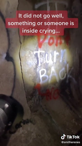 Exploring the Haunted FAZE RUG Tunnel Alone