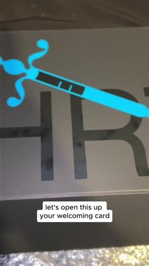 We love a member’s first unboxing moment 💜