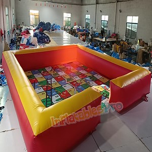 [Hot Item] Inflatable Snakes and Ladders Board Game