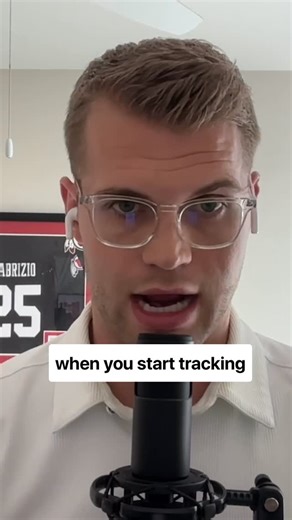 Quinn Fabrizio on Instagram: "You can say it all you want “I’ll never track my food. That’s crazy.” Cool. Just know that mindset keeps you average. There HAS to be a season where you dial it in. Where you stop guessing. Where you stop lying to yourself. Tracking isn’t forever. But awareness is. Same exact thing in sales. If you’re not tracking calls, closes, follow ups, revenue How do you know if you’re actually getting better? You don’t. You just feel busy. And feelings lie. Numbers don’t. Trac