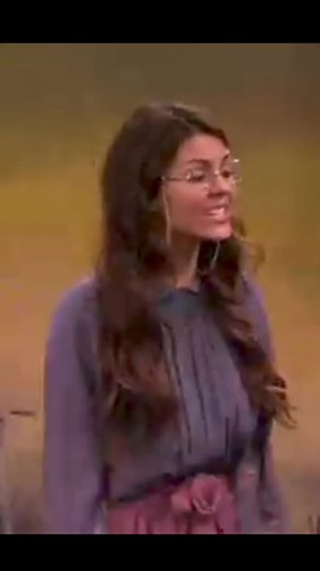 Bird Scene Performance: Passionate Commitment to Art