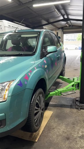 Ford Focus Brake Disks and Pads Replacement Tutorial