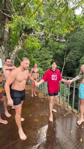 กระโดดน้ำ 5 เมตร กับ SPD ผู้ให้ No.1