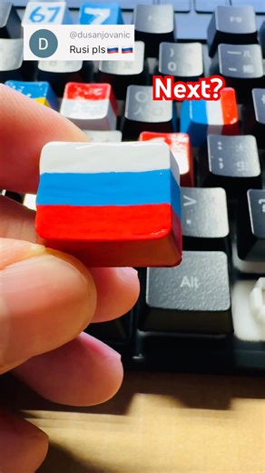 Drawing Windows for Russia flag 🇷🇺 but on my keyboard #russia #drawing #keyboard