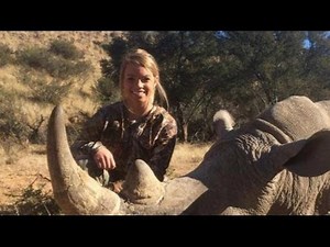 Texas Tech Cheerleader Criticized for Hunting Photos