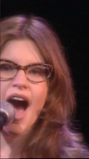 Lisa Loeb & Nine Stories - Top of the Pops - 1st September 1994. See the full clip on my channel.