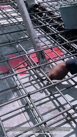 Simple Construction hand tool makes fast & effortless lift rebar mesh grid for rebar chair placement