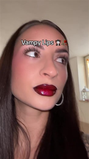 Tutorial Trucco Halloween: Labbra da Vampira
